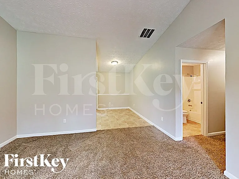 4136 Jodeco Rd — Photo 3