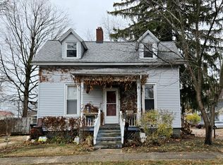 108 E Oregon St, Urbana, IL 61801