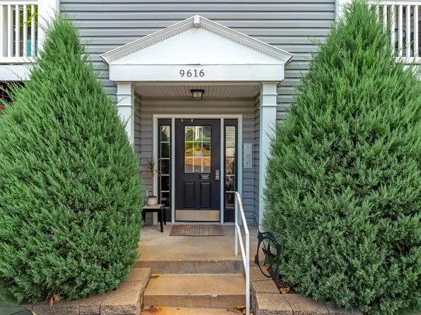 9616 Bent Pine Dr APT A, Saint Louis, MO 63126