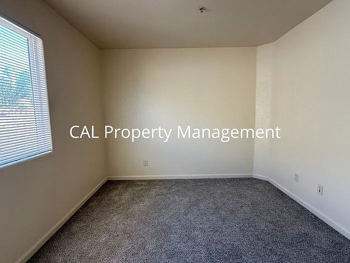 1159 Cobblestone St — Photo 12