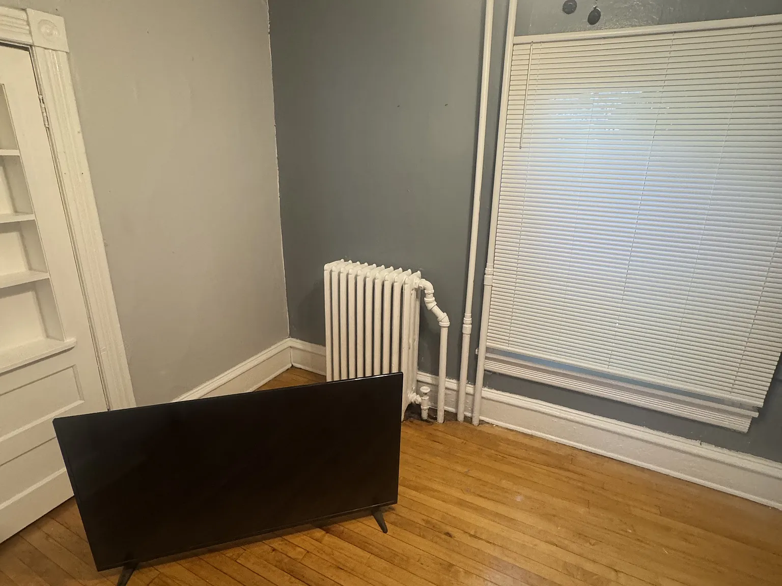 5 bed, 3097 sqft, $3,200 — Photo 2