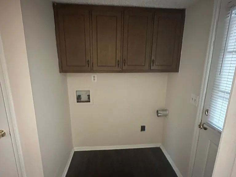 1607 Morehead Ave — Photo 12