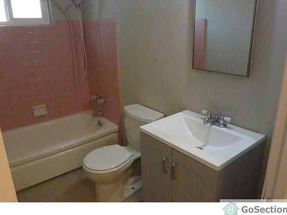 5th image of 1124 Roewill Dr APT 2