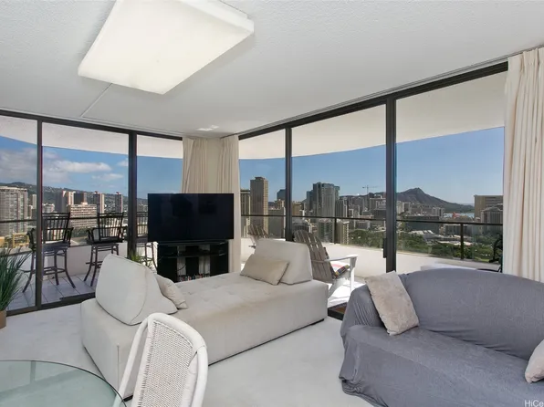 1910 Ala Moana Blvd APT 29D, Honolulu, HI 96815