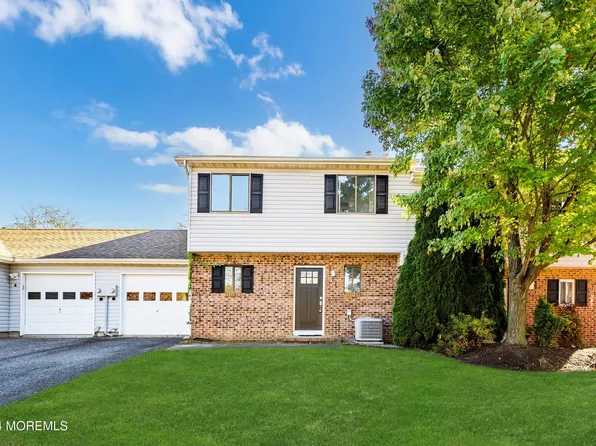 3 Tracey Court, Howell, NJ 07731