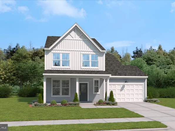 51 Coolidge Ave, Ranson, WV 25438