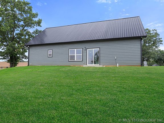 3rd image of 491 2nd St