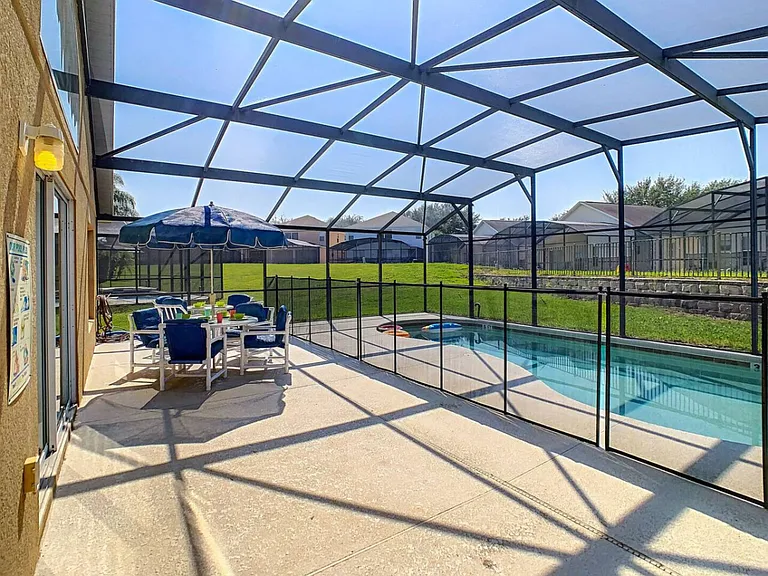 Palm Harbour Dr — Photo 16