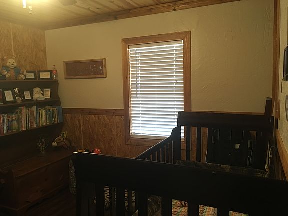 3 br remodeled 2 1/2 yrs ago