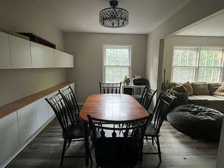 2828 Wellesley Ct — Photo 4
