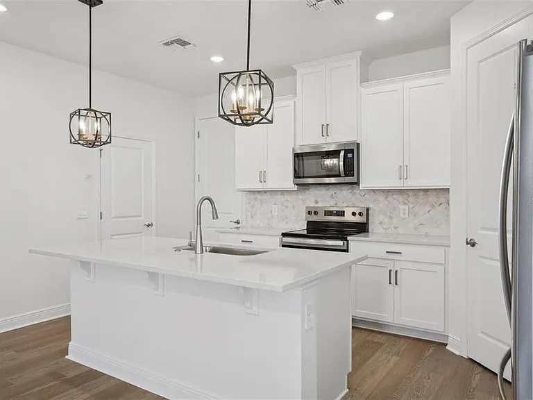 Silver Brook Way — Photo 13