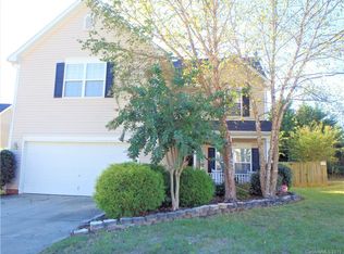 2820 Island Point Dr, Concord, NC 28027