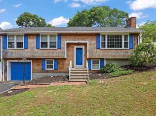 27 Alden Rd, Wareham, MA 02571
