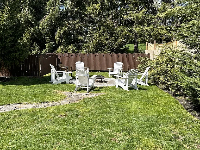 7 Jefferson Ave — Photo 19