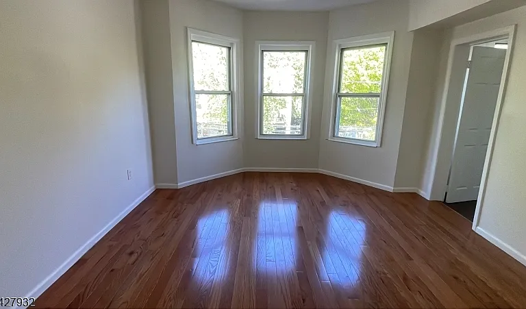 120 S 7th St #2 — Photo 2