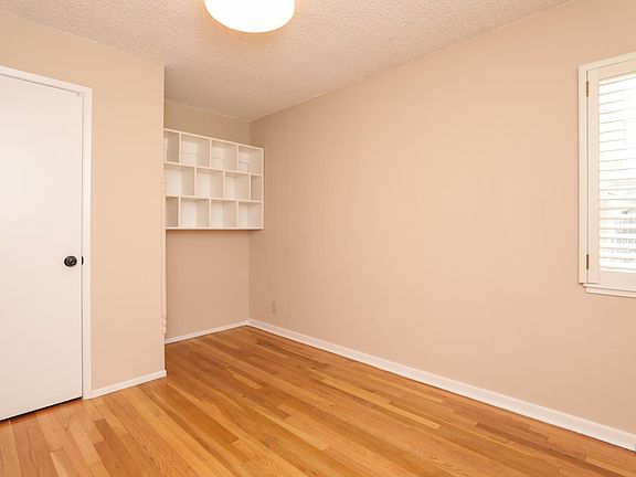 4th image of 713 Scott Blvd