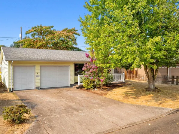 1427 Walton Way, Woodburn, OR 97071