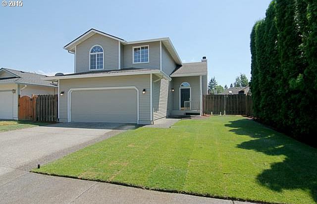 1st image of 1809 NE 151st Cir
