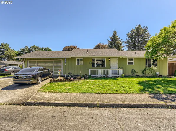 52672 NE Sawyer St, Scappoose, OR 97056