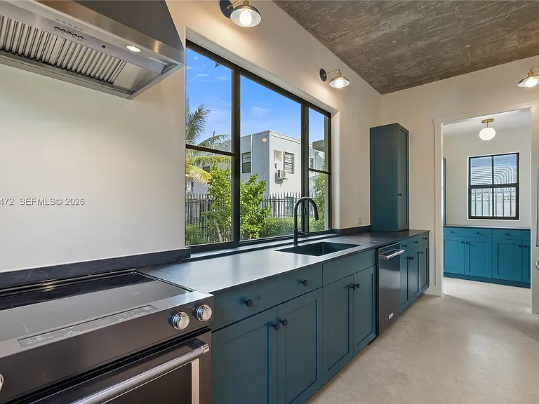 3603 Thomas Ave — Photo 21