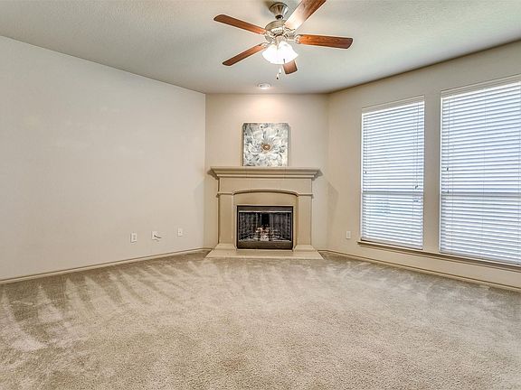 5th image of 3128 Buckthorn Ln