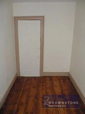 Rented by Brownstone Real Estate | media 18