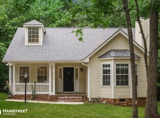 5755 Indian Wood Dr, Matthews, NC 28104