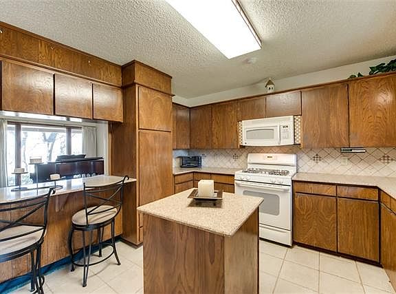 5th image of 1309 Briarwood Blvd