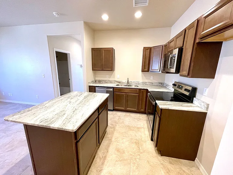 3530 N Lomita St #C — Photo 9