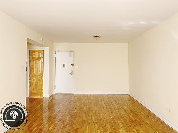 3rd image of 14030 Ash Ave APT 1