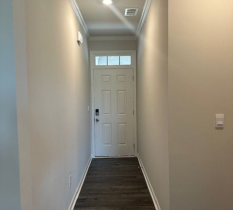 5th image of 5111 Tulip Sq