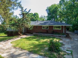 1100 Crestview St, Knoxville, TN 37915