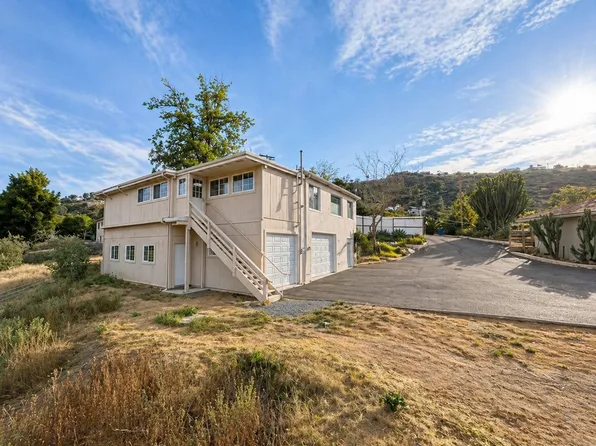 8697 Golden Ridge Rd, Lakeside, CA 92040
