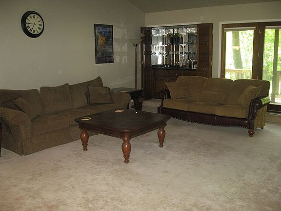 Living Room (view 1)