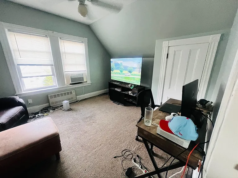 39 Etna St #3 — Photo 2