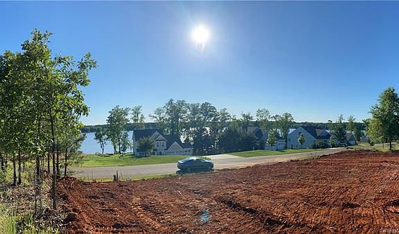 2nd image of 10222 Lake Shore Dr Unit 139