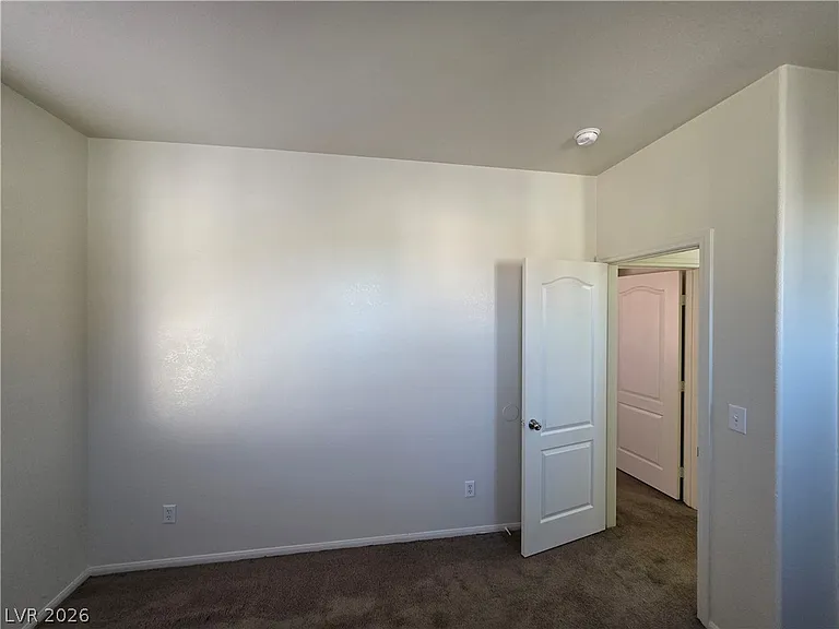 731 Emerald Idol Pl — Photo 43