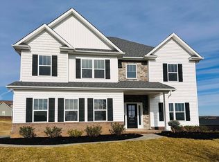 102 Checkerberry Rd #527, Oak Ridge, TN 37830