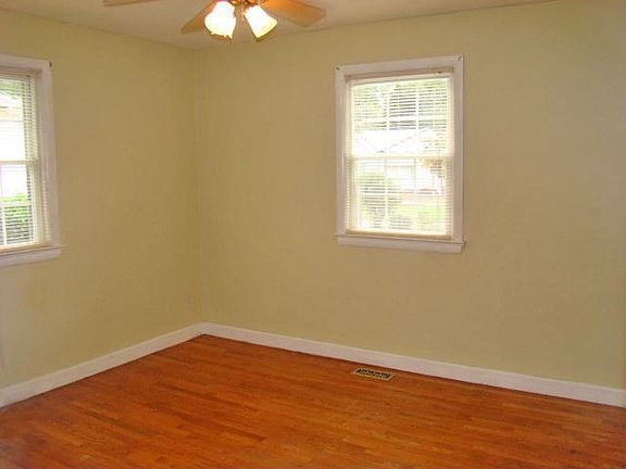 5th image of 3006 Dayton Ct