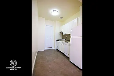 Rented by Coldwell Banker Warburg