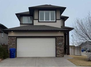 128 Cabot Lndg W, Lethbridge, AB T1J 5K3