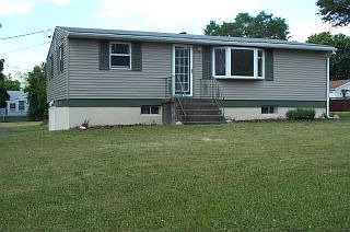 1st image of 10 Cornell St