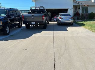 1812 Tomahawk Rd, Dodge City, KS 67801