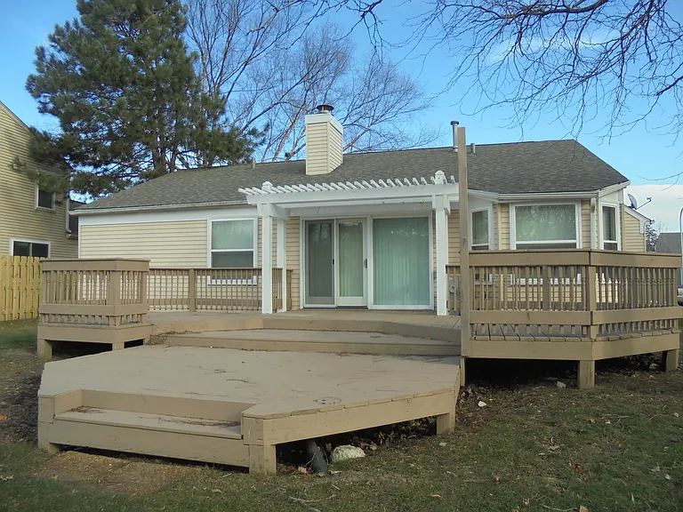 1534 Saint Andrews Cir — Photo 31