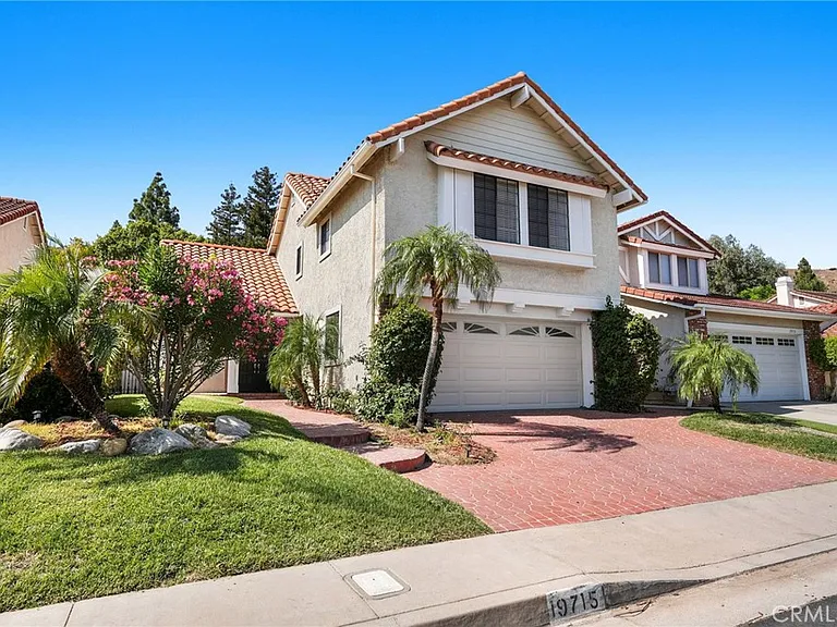 19715 Eagle Ridge Ln — Photo 2