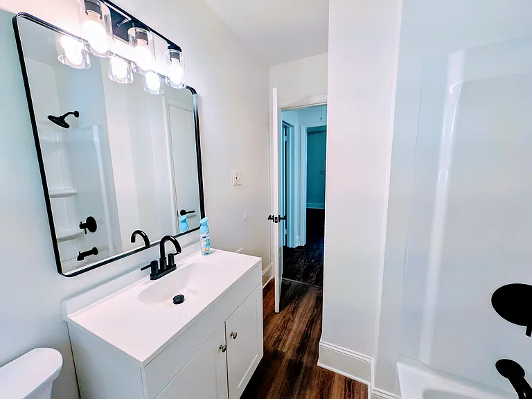 3927 Glenville Ave — Photo 6