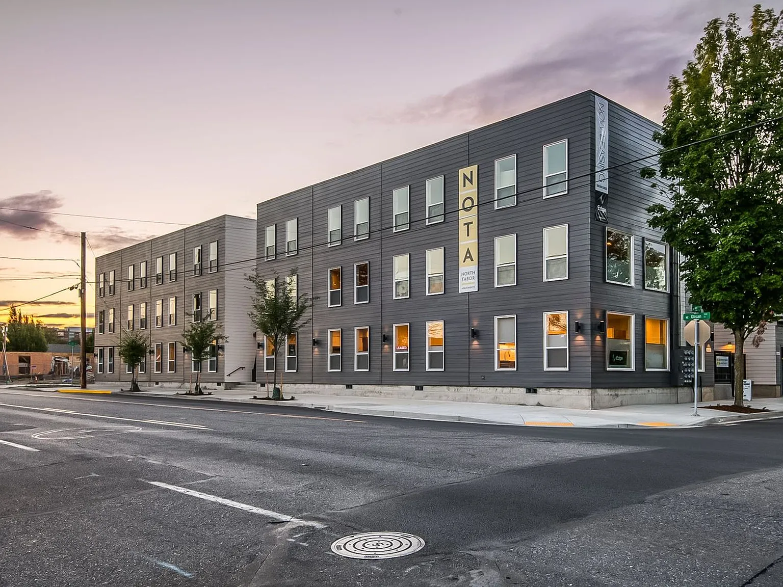 Julian Apartments — Photo 1