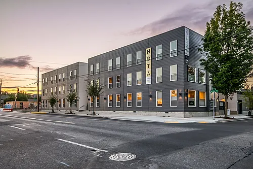 Julian Apartments Photo 1