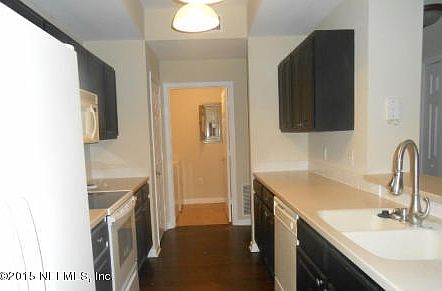 5th image of 10075 Gate Parkway N #1302