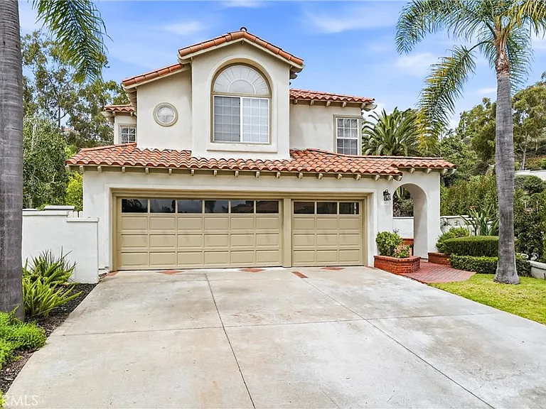 23302 Vista Carillo — Photo 45